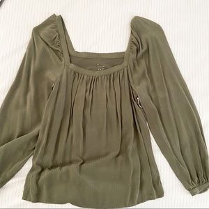 ♻️ A New Day Women’s Top Olive Green